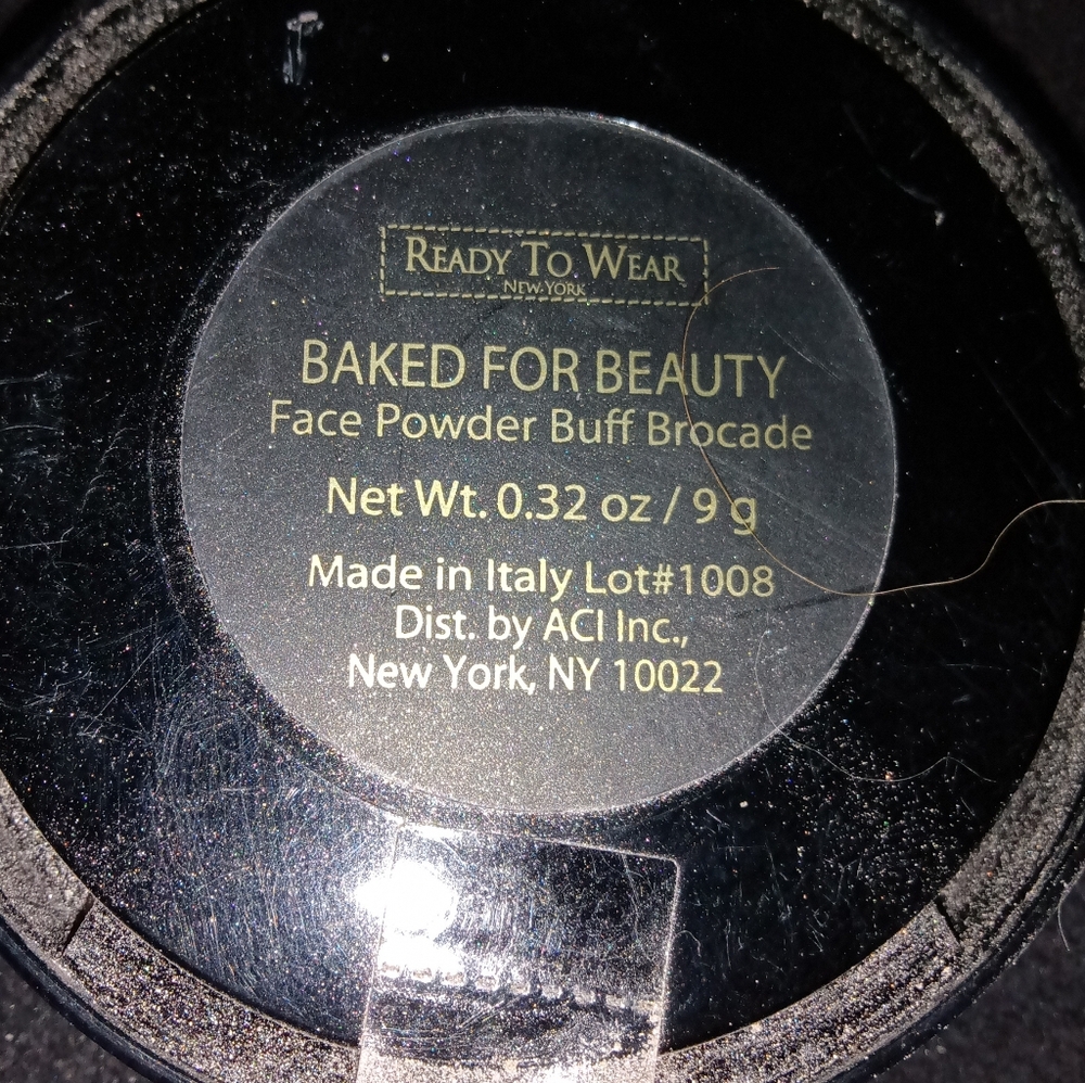 Loose Face Powder - Picture 3 of 3
